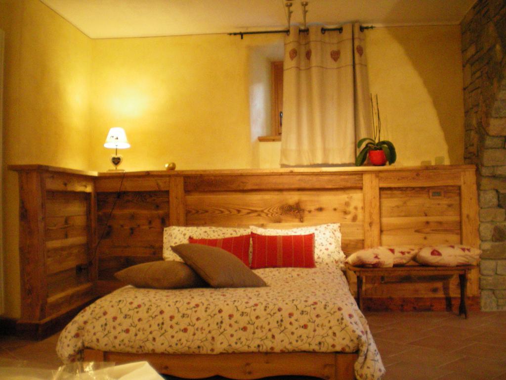 Au Coeur Hotel Verrayes Bilik gambar